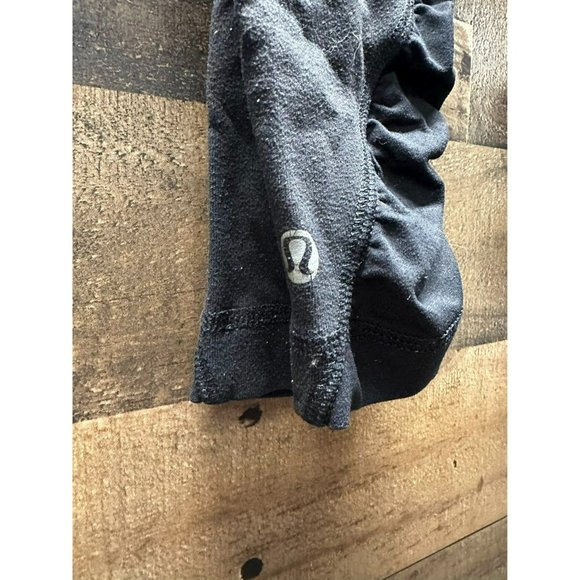 Lululemon Women's Ruched Waist Capri Leggings Size 4 - Picture 3 of 3